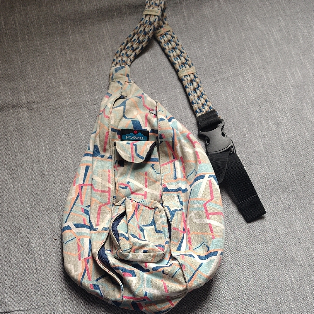 Kavu Rope Bag Pack Sling Women's Beige Pink Blue Canvas Geometric Pattern - Picture 7 of 7